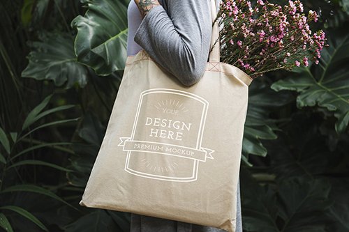 Women Tote Bag Mockup PSD